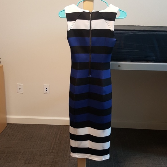 NWOT H&M Long Fitted Dress - Picture 4 of 5